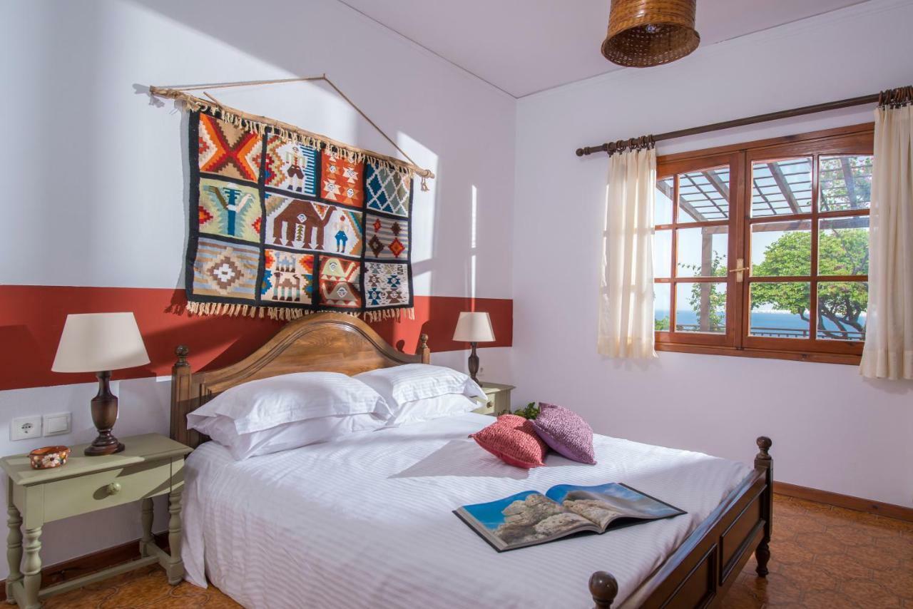 Helidoni Hill Seaview Family Villa Palaiokastro  Екстер'єр фото